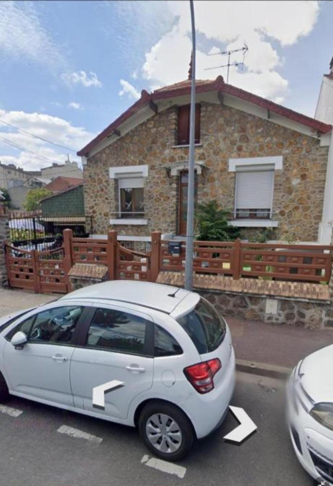 Maison D'Hote La Courneuve Exteriör bild